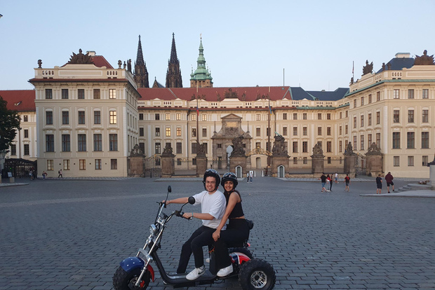 Praga: Tour panoramico guidato con un trike elettrico