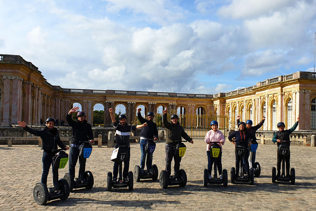 Versailles Palace: Guided Segway Tour in the Park