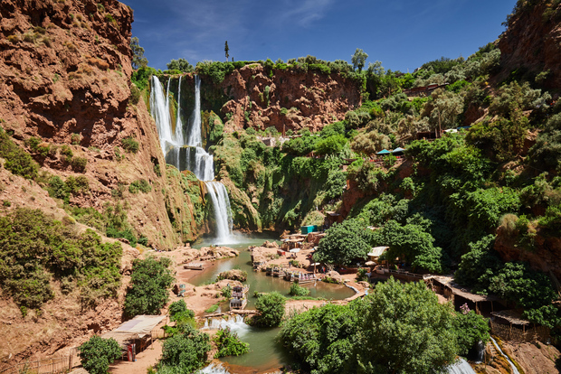 Depuis Marrakech : visite guidée des cascades d'Ouzoud et sortie en bateau