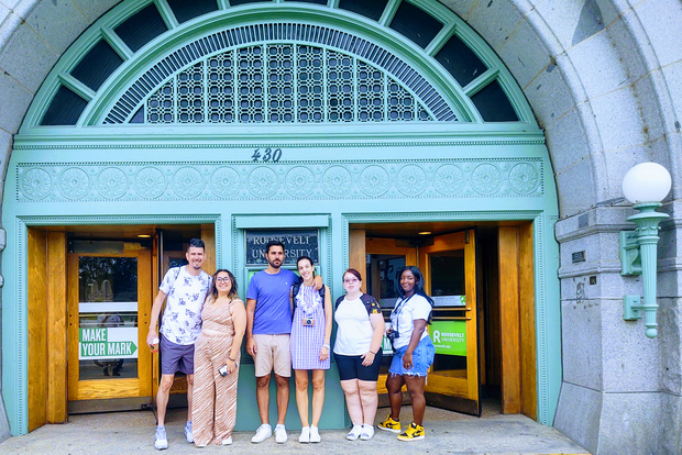 Chicago: Downtown TV and Movie Sites Walking Tour