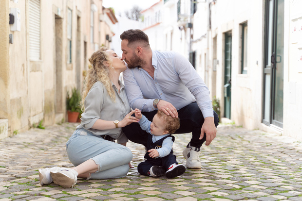 Esperienza di servizio fotografico romantico per coppie a Lisbona