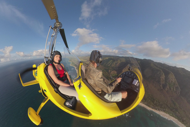 Oahu: Gyroplane Flight over North Shore of Oahu Hawaii