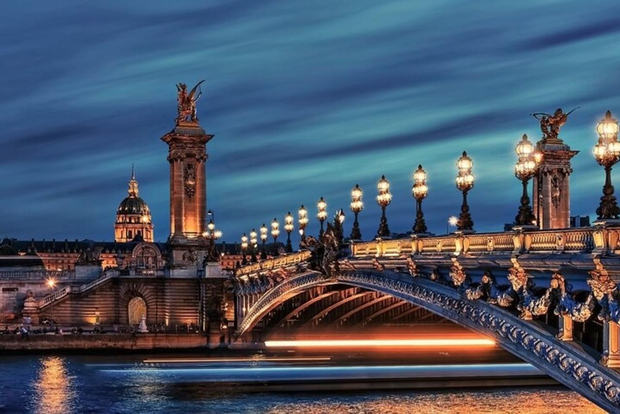 Parigi: Tour guidato a piedi con una guida