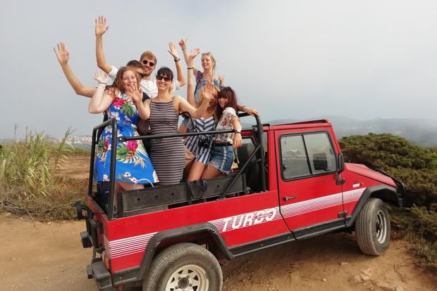 Scopri Sintra e Cascais a bordo di un fuoristrada portoghese