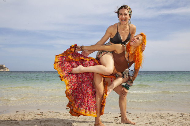 Cagliari: Private Beach Photoshoot