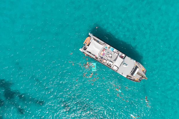 Formentera: Crociera sulle acque cristalline con snorkeling e pranzo