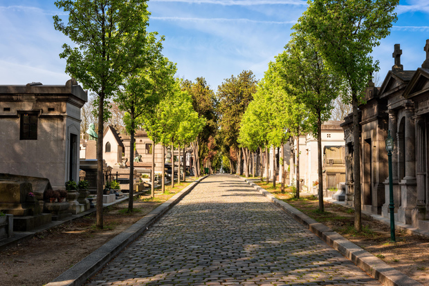 Parigi: Tour a piedi delle storie del cimitero di Père Lachaise