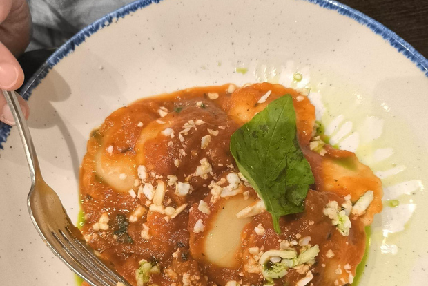 Valletta: Street Food Walking Tour with a Local