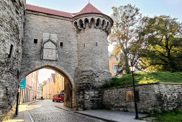 Tallinn: Old Town Private & Personalized Walking Tour