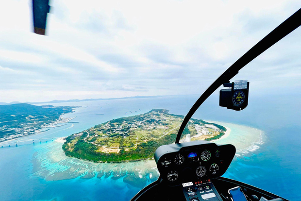 Okinawa Helicopter Tours -Okinawa Skycruising-