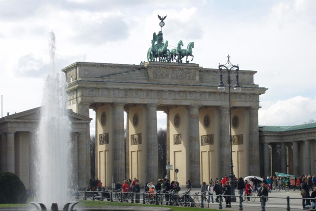 Berlín: tour a pie privado por los puntos destacados de la ciudad