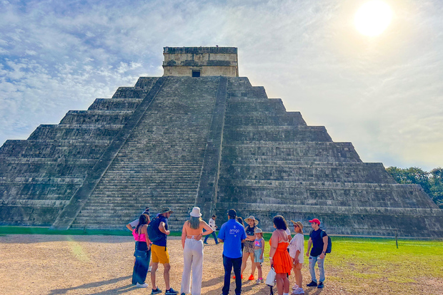 Cancún: tour guiado con acceso temprano a Chichén Itzá