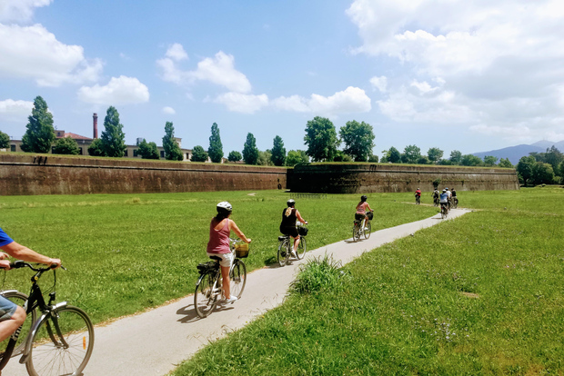 From Lucca to Pisa: Self-Guided Bike Tour