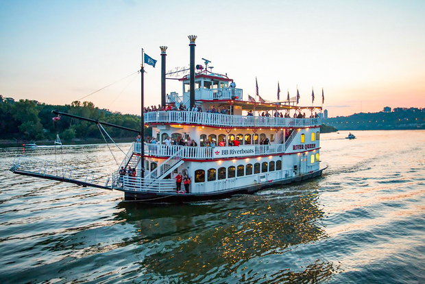 Cincinnati: Sunset Sightseeing Cruise auf dem Ohio River