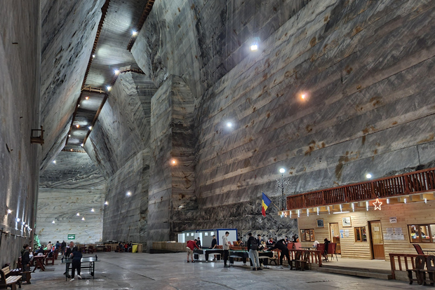 Miniera di sale, pranzo in cantina e tomba di Dracula - Tour privato