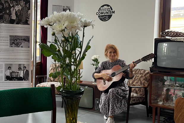 Bucarest: Cena+Tour al Museo del Comunismo dopo la chiusura