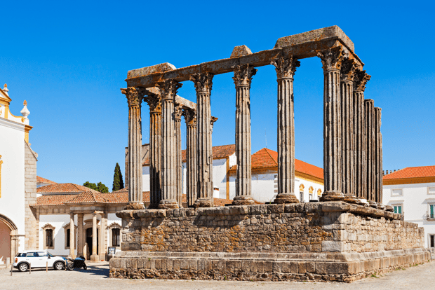 Da Lisbona: ÉVORA + Cappella delle Ossa + MONSARAZ + Vini dell'Alentejo