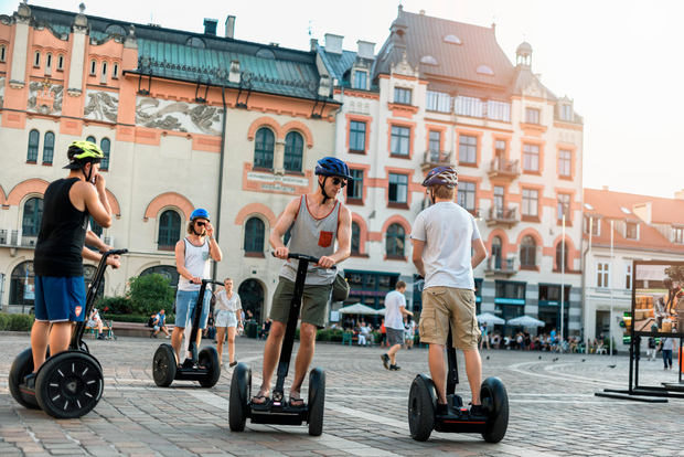 Tour en Segway por Gdansk: Visita Completa (Casco Antiguo + Astilleros) 3 Horas
