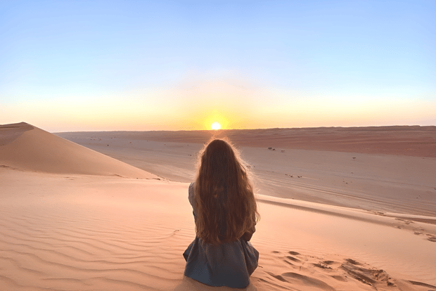 Muscat: Wahiba Desert and Wadi Bani Khalid Guided Group Tour