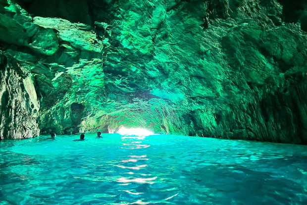 De Marselha: Caminhada guiada pelo Parque Nacional das Calanques