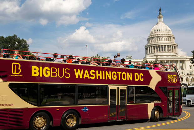 DC: Hop-On Hop-Off with 17 Stops plus Arlington Walking Tour