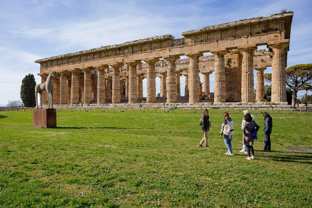帕埃斯图姆：考古学家带领的公园与博物馆之旅
