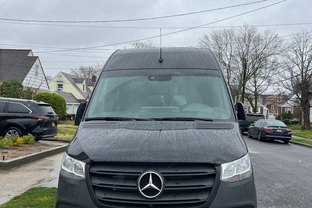 Семейный и групповой трансфер из аэропорта