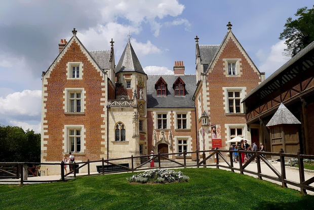Clos Lucé: Visita guiada particular com ingresso ao Castelo de Da Vinci