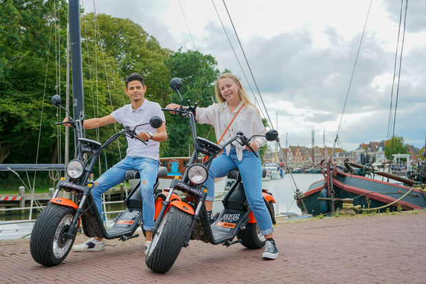 Volendam: Noleggio scooter elettrici