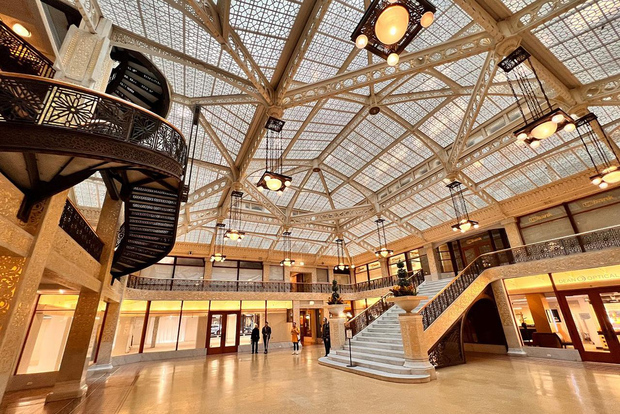 Recorrido por los Deslumbrantes Interiores Arquitectónicos Originales de Chicago