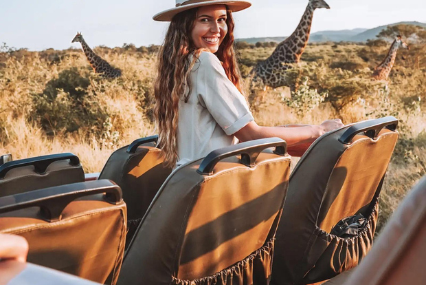 From Cape Town: South African Wildlife and Safari 2-Day Tour