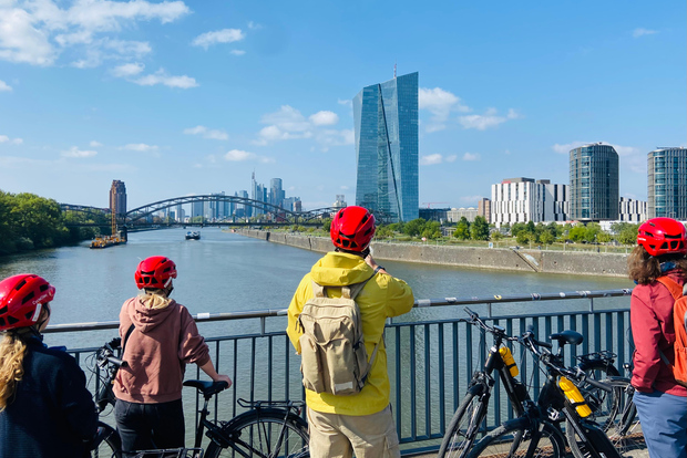 Francoforte: tour guidato in bicicletta