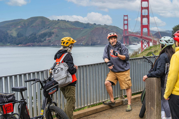 San Francisco: Exclusive Bike, Beer, and Boat Tour