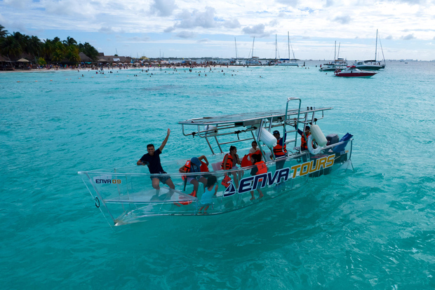 Isla Mujeres: Tour en barco transparente