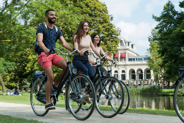 Amsterdam: Tour privato personalizzabile in bicicletta con guida locale