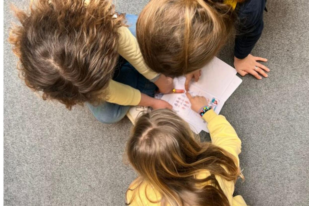 Parigi: tour di Versailles con i giardini per famiglie