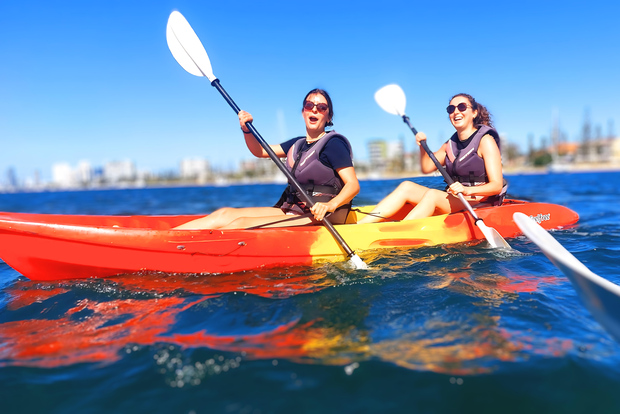 Guldkusten: Wave Break Island Kajak- och snorkeltur