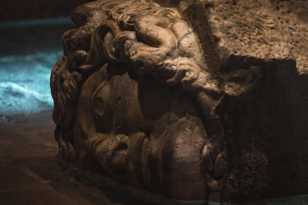 Le duo exclusif d'Istanbul : Basilique-citerne et palais de Topkapı