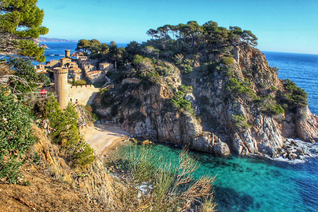 Costa Brava: alla scoperta della costa, Tossa de Mar e pranzo