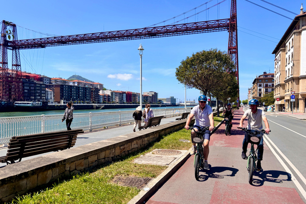 Tour in bicicletta del ponte di Getxo e Bizkaia