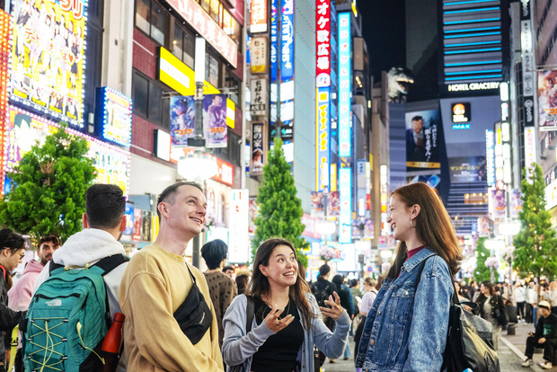 Tokyo: tour a piedi della vita notturna e dei vicoli segreti di Shinjuku