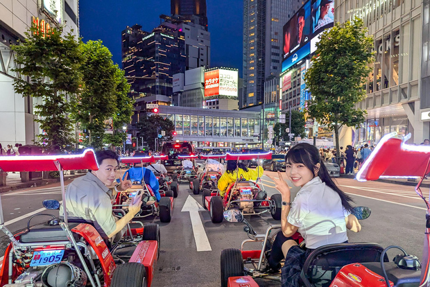 Tokyo: tour in go-kart da Shinjuku a Shibuya