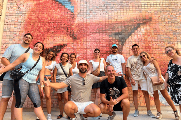 Barcellona: Tour della Sagrada Familia, del Modernismo e della Città Vecchia