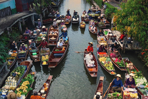 Bangkok: il mercato galleggiante di Damnoen Saduak e il mercato ferroviario