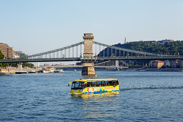 Budapest: Tour in autobus galleggianti per terra e per acqua