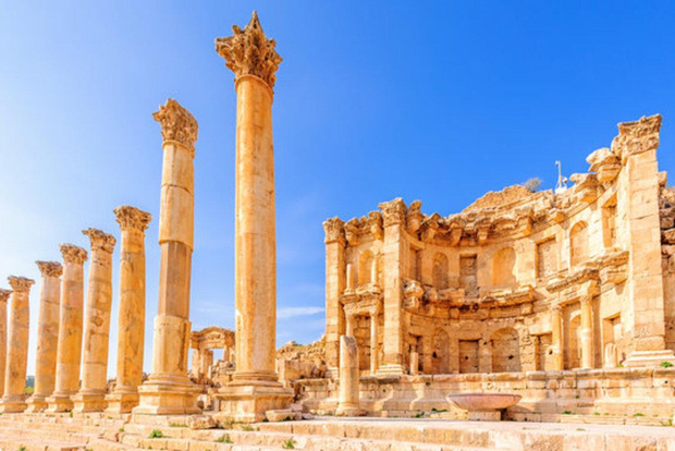 Da Amman: tour privato a Jerash, Castello di Ajloun o Umm Qais