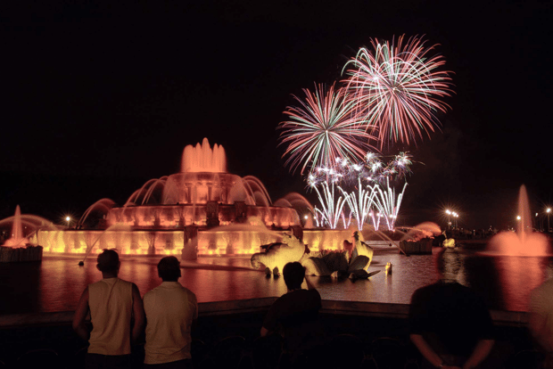 Visite de 2 heures des feux d'artifice de Chicago Pier et visite en Segway en soirée