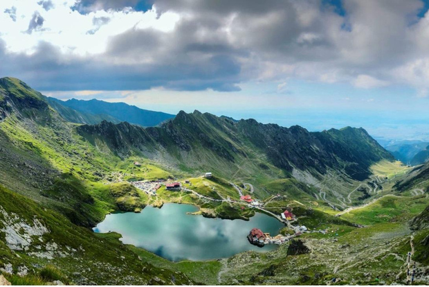 Brașov: escursione guidata sui Carpazi con servizio di trasferimento