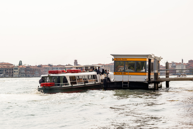 Venice: Waterbus and Mainland Bus Pass