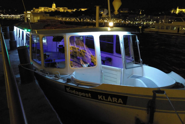 Budapest: 1-Hour Private Boat Cruise